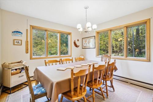 Spacious townhouse located in Killington,close to shops & night clubs Colony in Killington, USA
