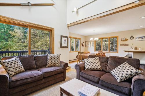 Spacious townhouse located in Killington,close to shops & night clubs Colony in Killington, USA