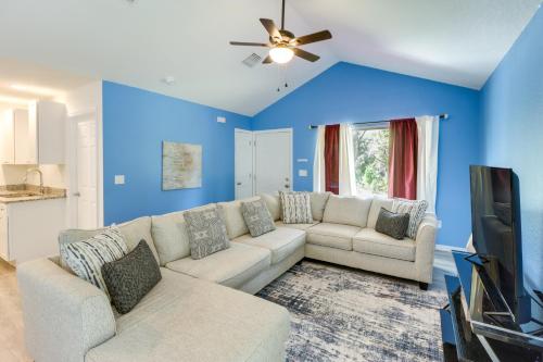 Inviting Ocklawaha Home with Porch Ideal Location! in Ocklawaha, USA