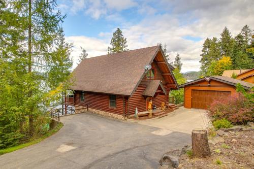 Rustic Gotham Bay Cabin on Lake Coeur dAlene