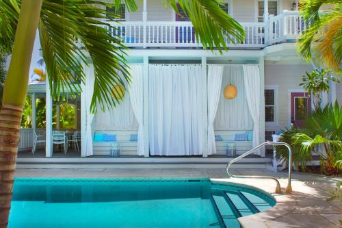 Coco Plum Inn