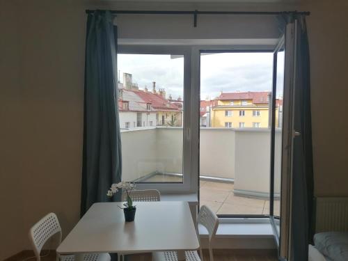 Brand new studio apartment # 45 with free parking in the city center, Prague (photo 5)