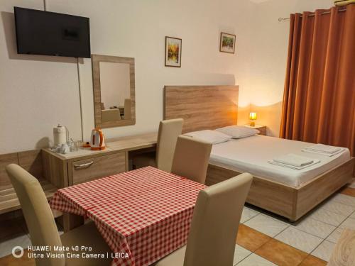 Lovely Bosnian Home - image 8