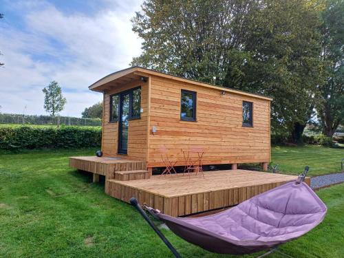 La roulotte de Soiron gîte à louer Cornesse