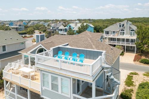Six-Bedroom Holiday Home image 9