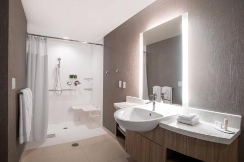 SpringHill Suites Denver Parker - image 10