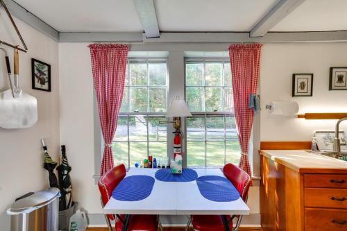 Tranquil 3BR Stockbridge House with Private Deck - main image