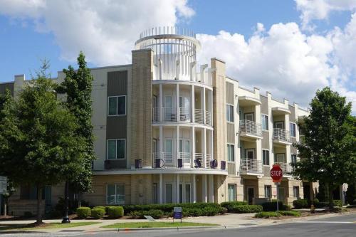 King Bed Studio - GREAT Walkability to Restaurants in Charlotte, USA