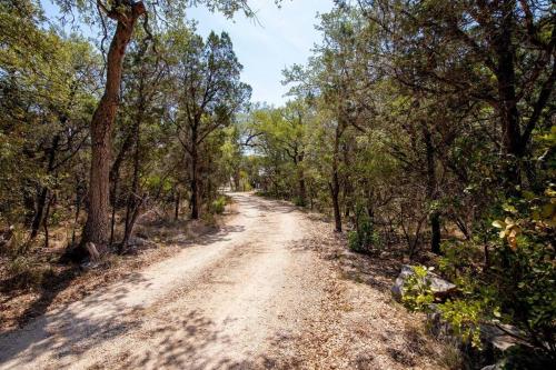 Casita 5 minutes from Gruene Hall and King Bed! in New Braunfels, USA