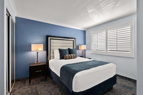 Best Western Plus Manhattan Beach Hotel