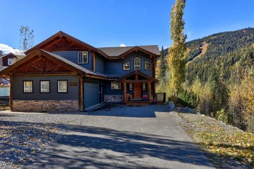 West Pine Lodge home