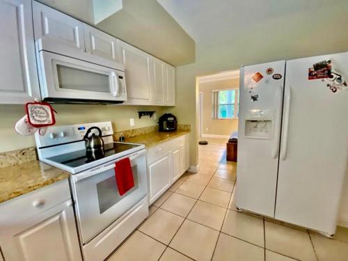 Miami Villa with Amazing Pool in Miami (FL)