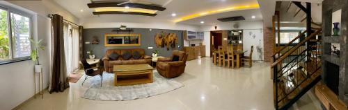 Chic & Luxurious Duplex Villa in Kharadi