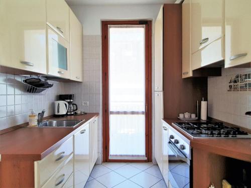 Kitchen, Apartment in Montegrino Valtravaglia with terrace in Montegrino Valtravaglia
