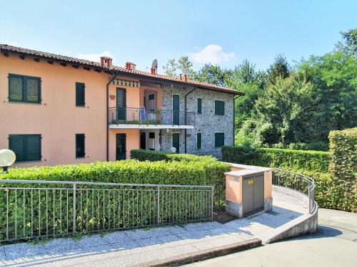 Exterior view, Apartment in Montegrino Valtravaglia with terrace in Montegrino Valtravaglia