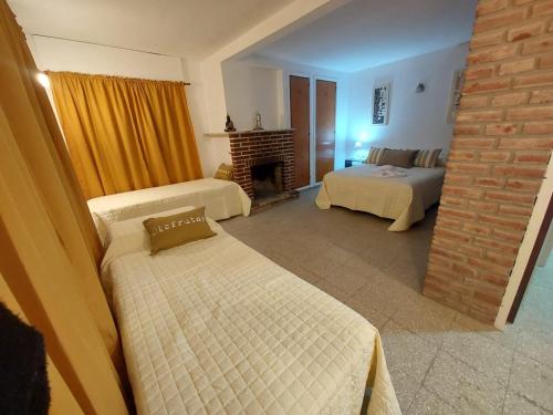 1 double bed, 3 twin beds