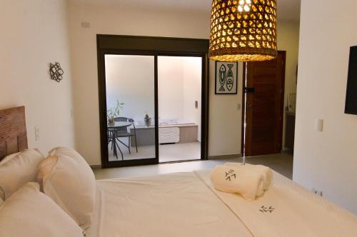 Zaya Beach House em Ilhabela in หาดซานตาเตเรซา