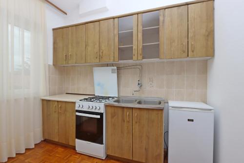 ห้องครัว, Apartments with parking space Pinezici, Krk - 18967 in ปิเนซิซี