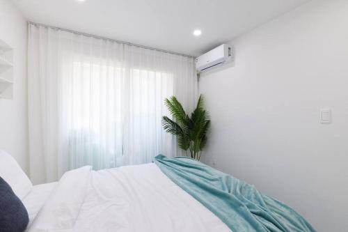 3room+2bathroom hongdae 1exit