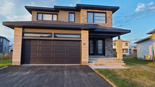 Ottawa-Rockland Newly-built 4 beds house