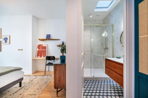 Rare, center, luxury apartment with roof view, París (foto 6)