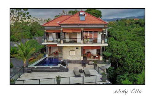 Winy-Villa Lovina