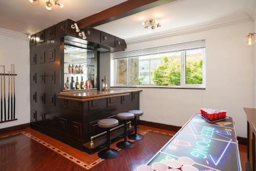 Spa Home with Pool Sauna Hot Tub Cocktail Bar photo 1