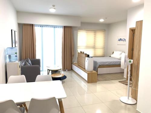 ホーチミン Can ho EMERALD 1PN canh Sieu Thi Aeon Tan Phu 2つ星 シングルルーム スイート