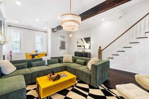 6min to Pittsburgh Zoo l A block from Butler St