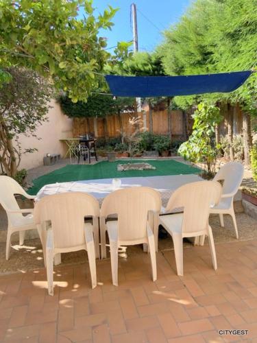 Maison pour 8 personnes Canet village 8STMA26 Quiet house in the village