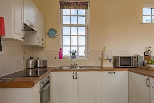 The Bothy - Charming home on a working farm