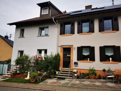 B&B Marpingen - Gästehaus Schu - Bed and Breakfast Marpingen