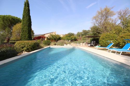 Villa avec Piscine et Vues Imprenables