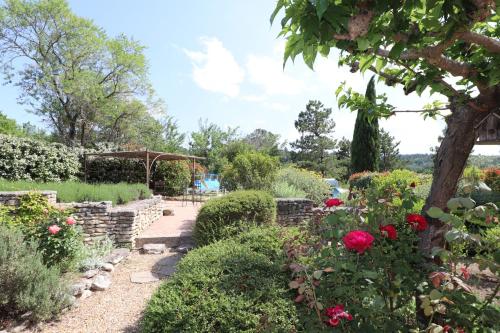 Villa avec Piscine et Vues Imprenables