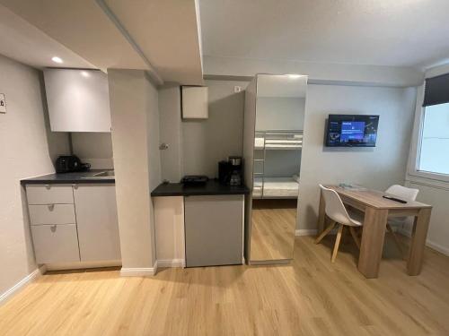 Sußes kleines und zentrales Apartment fur zwei Personen mitten in Hamburg in Lokstedt
