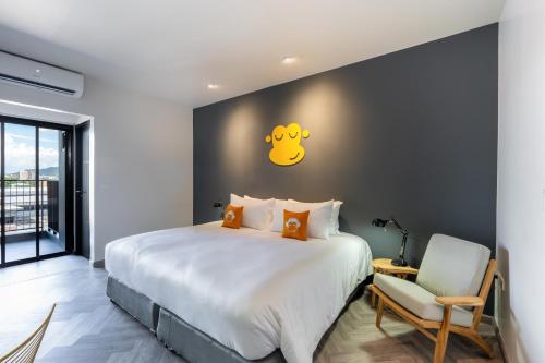 Deluxe King Bed, Free 24hrs. Co-working space room in Blu Monkey Hub and Hotel Krabi Town