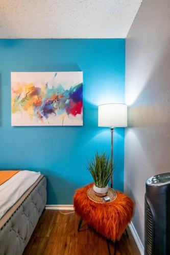 Entire Place King Bed Washer Dryer Fast WiFi 2 Cars #509 in Fort Worth, USA