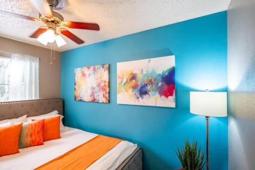 Entire Place King Bed Washer Dryer Fast WiFi 2 Cars #509 in Fort Worth, USA