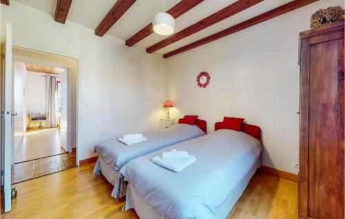 4 Bedroom Amazing Home In Saint-gery