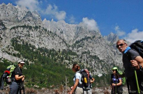 Peaks of the Balkans Trail 192 km -- Hostel Panorama --