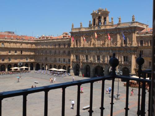 Los Angeles Plaza - main image