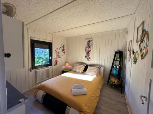 Cottage relooké bien équipé avec jacuzzi (Cottage relooke bien equipe avec jacuzzi) in Le Thour