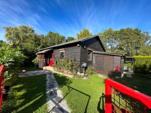 A szálláshely kívülről, Cottage relooké bien équipé avec jacuzzi (Cottage relooke bien equipe avec jacuzzi) in Le Thour