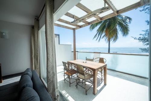 Ocean View Junior Suite Tatu ZanzibarHouses