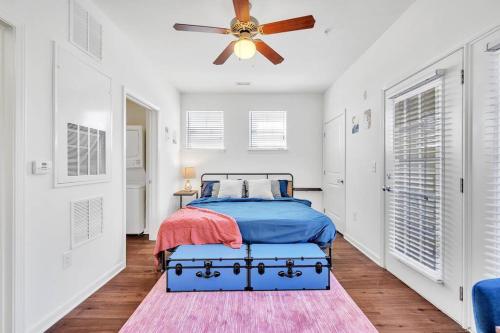 King Luxe Studio Near Shopping & Entertainment in Charlotte, USA