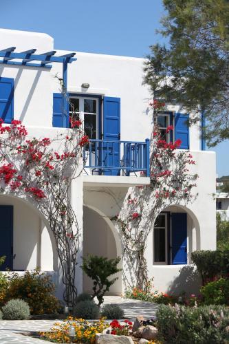 Paros Inn - image 14