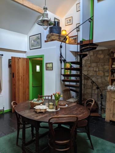 Turrock Cottage in Tullow