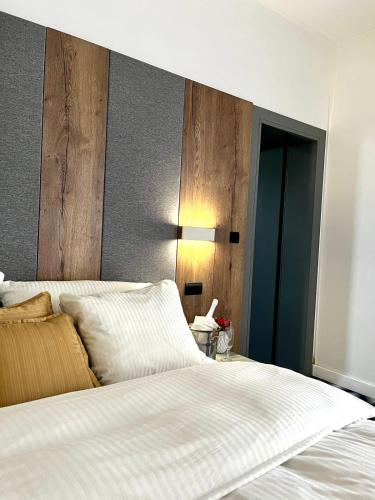Swiss Plus Hotel - image 11