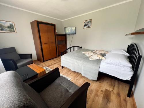 1 queen bed