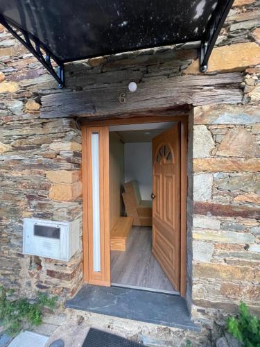 Abrigo do Outeiro - Serra Da Estrela in โคโลริโค ดา ไบรา